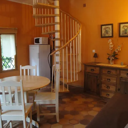 Bastide De La Treille Villa Montaren-et-Saint-Médiers Room photo